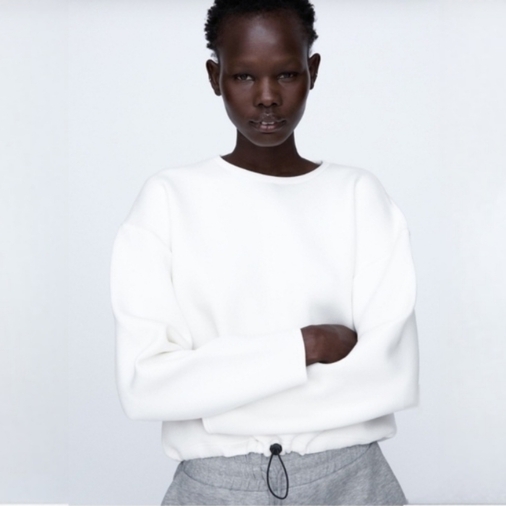 Truth by Republic Ivory Neoprene Toggle Sweatshirt Size Medium NWT